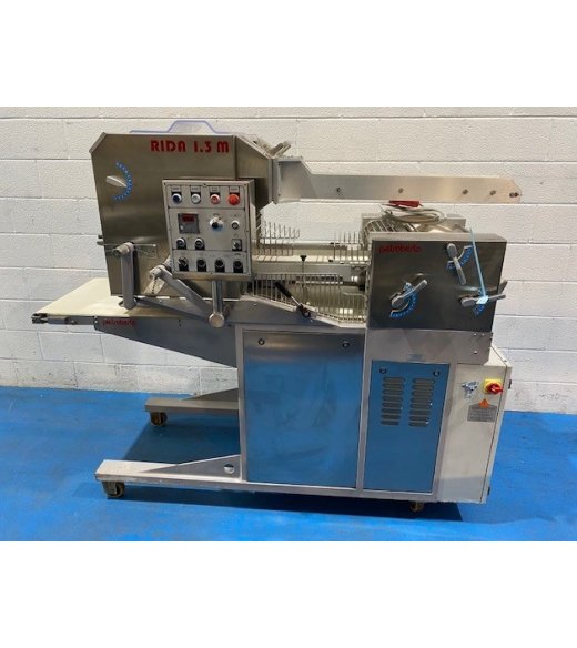 Pietroberto Ciabatta/Bread Divider/Moulder