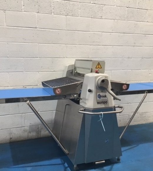 Rondo Floorstanding Pastry Sheeter 