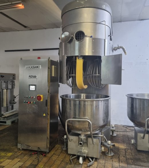 Sancassiano Twin Tool 600 Litre Planetary Mixer